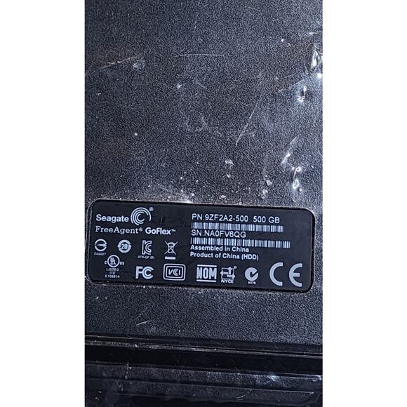 Seagate FreeAgent GoFlex 500 GB Ultra-Portable External Hard Drive (Black) - Picture 3 of 3